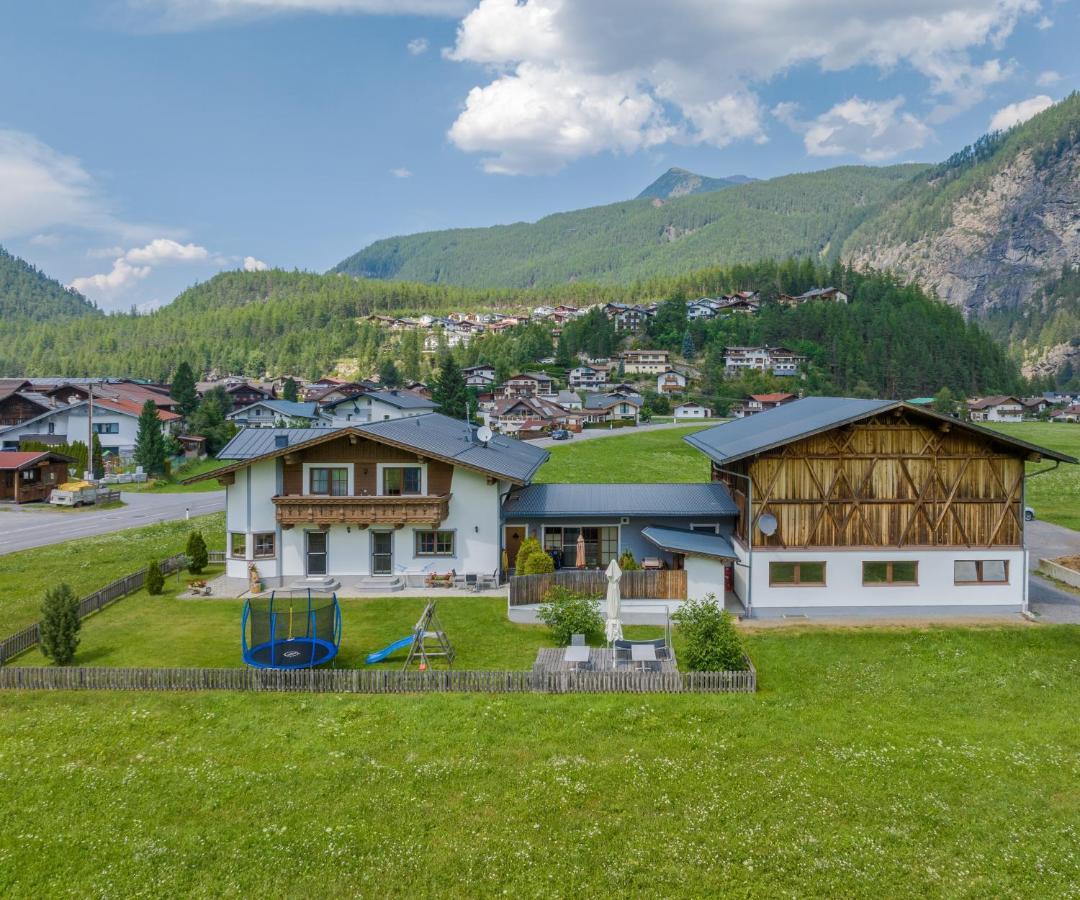 לאנגנפלד Landhaus Oetztalblick מראה חיצוני תמונה