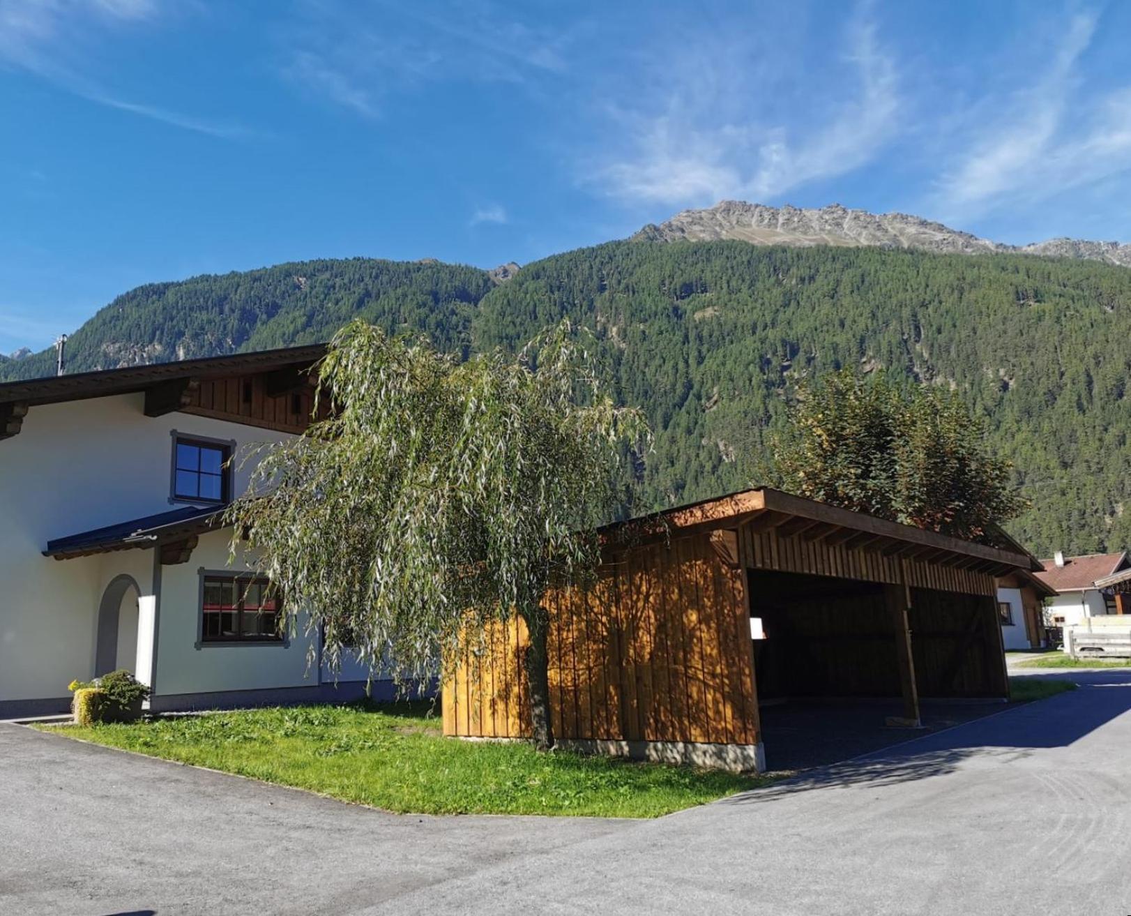 לאנגנפלד Landhaus Oetztalblick מראה חיצוני תמונה